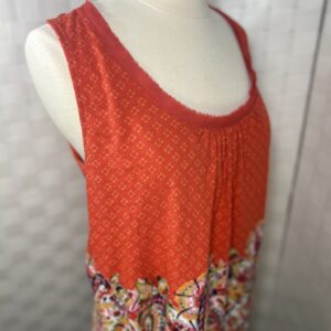 Sleeveless tops and blouses