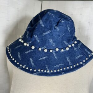 Boutique accessories